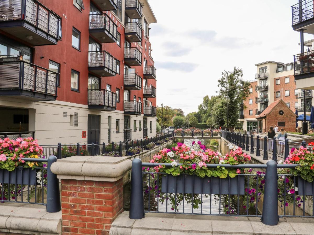 River View - Kingston Kingston upon Thames  Exteriör bild